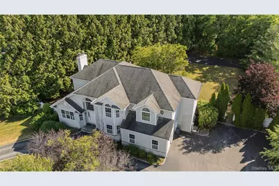 72 Sweetgum Lane, Miller Place, NY 11764 - Photo 5
