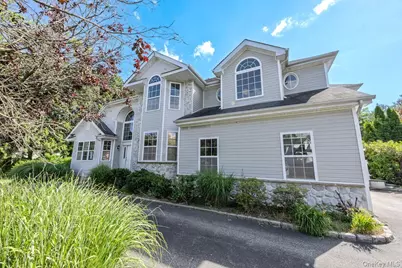 72 Sweetgum Lane, Miller Place, NY 11764 - Photo 3