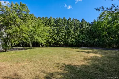 72 Sweetgum Lane, Miller Place, NY 11764 - Photo 13