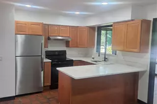 9 Madsen Ln, East Northport, NY 11731 - Photo 5