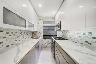 98-25 64th Rd, Rego Park, NY 11374 - Photo 15