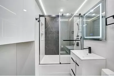 98-25 64th Road #2B, Rego Park, NY 11374 - Photo 23