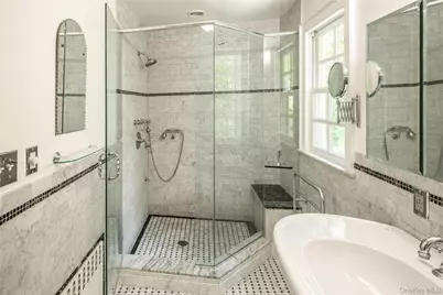 190 Douglas Place, Mount Vernon, NY 10552 - Photo 23