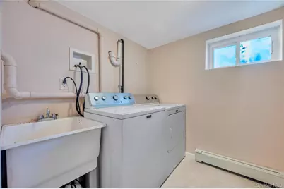 374 Rockaway Parkway, Valley Stream, NY 11580 - Photo 27