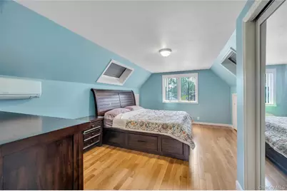 374 Rockaway Parkway, Valley Stream, NY 11580 - Photo 17