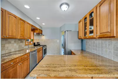 374 Rockaway Parkway, Valley Stream, NY 11580 - Photo 3