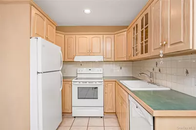 3332 Elliott Boulevard, Oceanside, NY 11572 - Photo 25