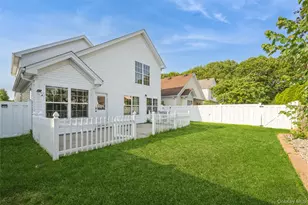 8 Jennifer Ln, Middle Island, NY 11953 - Photo 35