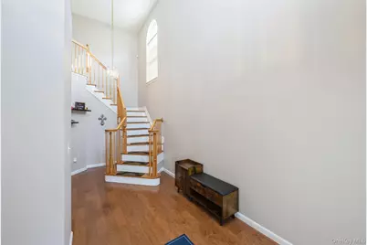 8 Jennifer Lane, Middle Island, NY 11953 - Photo 5