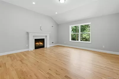 37 2nd Street, Moriches, NY 11955 - Photo 9