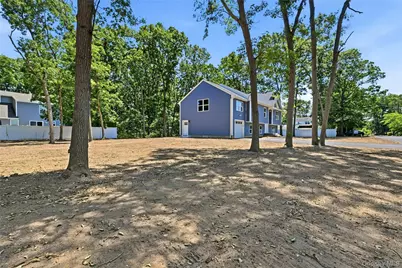 37 2nd Street, Moriches, NY 11955 - Photo 3