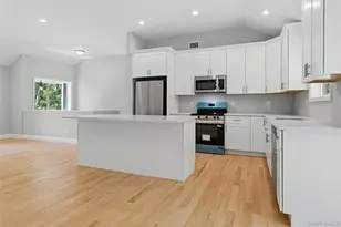37 2nd St, Moriches, NY 11955 - Photo 13