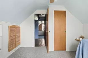 64 Lehrer Ave, Elmont, NY 11003 - Photo 17