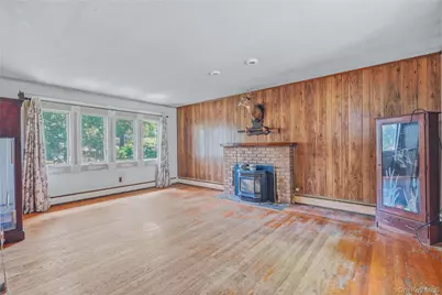 57 King Drive, Poughkeepsie, NY 12603 - Photo 11
