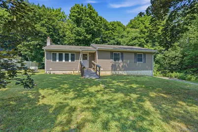 57 King Drive, Poughkeepsie, NY 12603 - Photo 3