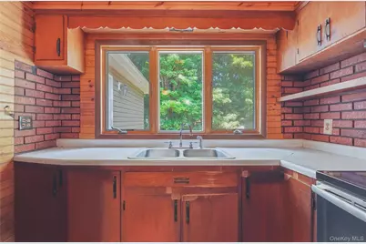 57 King Drive, Poughkeepsie, NY 12603 - Photo 15