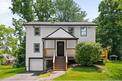 8 E Green Road, Rock Tavern, NY 12575 - Photo 1