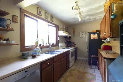 17 Spring Street, Ellenville, NY 12428 - Photo 9