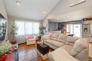 389 Briarwood Rd, Massapequa, NY 11758 - Photo 9