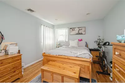 389 Briarwood Road, Massapequa, NY 11758 - Photo 11