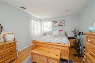 389 Briarwood Rd, Massapequa, NY 11758 - Photo 11