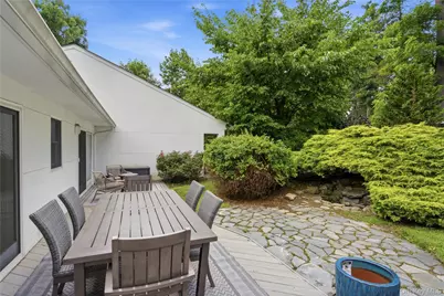 3 Engineers Road, Roslyn, NY 11576 - Photo 29