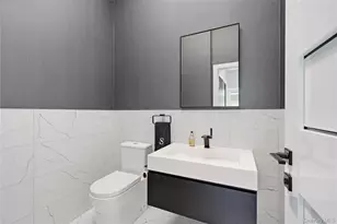 3 Engineers Rd, Roslyn, NY 11576 - Photo 15