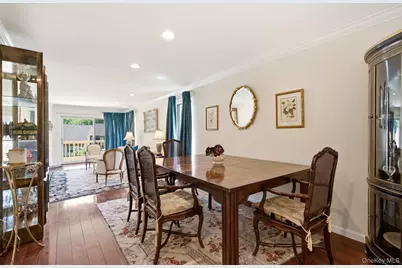 112 The Glen #112, Glen Head, NY 11545 - Photo 5