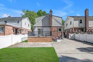 206-15 Richland Ave, Oakland Gardens, NY 11364 - Photo 21