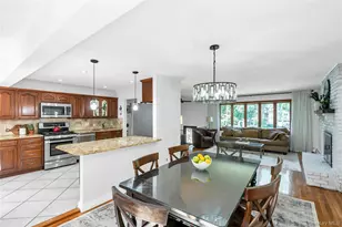 4 Dale Ct, Hauppauge, NY 11788 - Photo 7