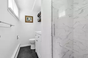 4 Dale Ct, Hauppauge, NY 11788 - Photo 21