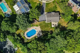 4 Dale Ct, Hauppauge, NY 11788 - Photo 29