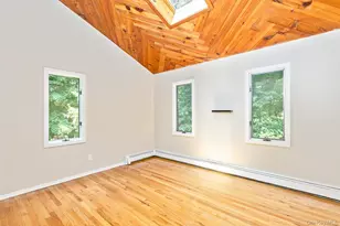 149 Cuba Hill Rd, Huntington, NY 11743 - Photo 19