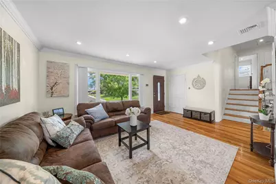 16 Cumberland Road, Jericho, NY 11753 - Photo 9