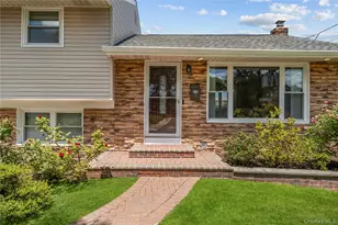 16 Cumberland Rd, Jericho, NY 11753 - Photo 5