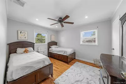 16 Cumberland Road, Jericho, NY 11753 - Photo 19