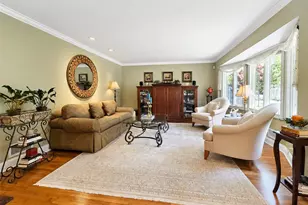 7 Talbot Ln, Smithtown, NY 11787 - Photo 5