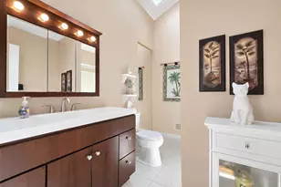 7 Talbot Ln, Smithtown, NY 11787 - Photo 19