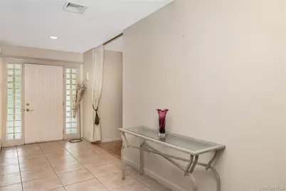 6 Twilight Court, Melville, NY 11747 - Photo 13