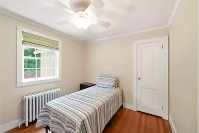 131 Terrace Avenue, West Babylon, NY 11704 - Photo 13