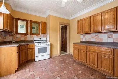 644 E 24th Street, Brooklyn, NY 11210 - Photo 9