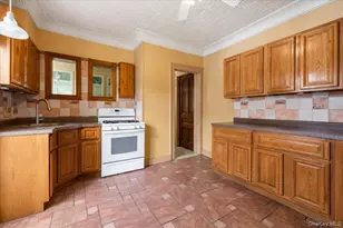 644 E 24th St, Brooklyn, NY 11210 - Photo 9