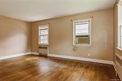5 Cambridge Street, Malverne, NY 11565 - Photo 3