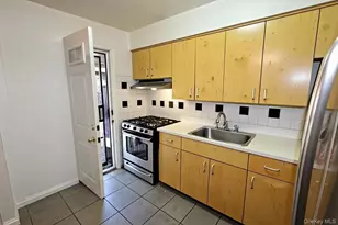 4108 Wilder Ave, Bronx, NY 10466 - Photo 5