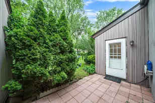 194 Strathmore Gate Dr, Stony Brook, NY 11790 - Photo 15