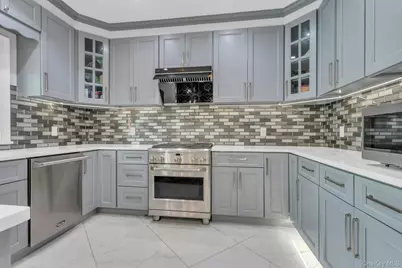 145-75 6th Avenue, Whitestone, NY 11357 - Photo 13