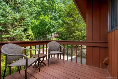 132 Barton Road, White Plains, NY 10605 - Photo 13