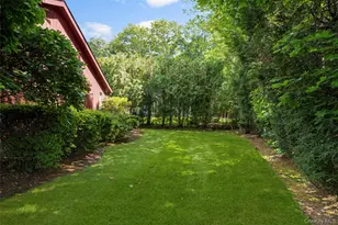 132 Barton Rd, White Plains, NY 10605 - Photo 27