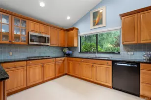 132 Barton Rd, White Plains, NY 10605 - Photo 11