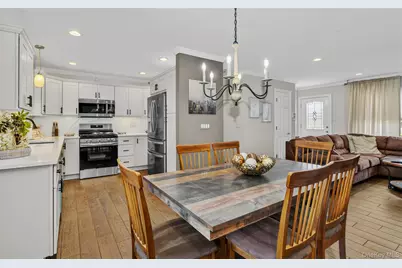 197 Marcy Street, West Babylon, NY 11704 - Photo 5